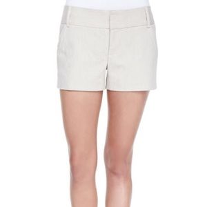 NWT / Alice + Olivia Cady Linen-Blend Shorts